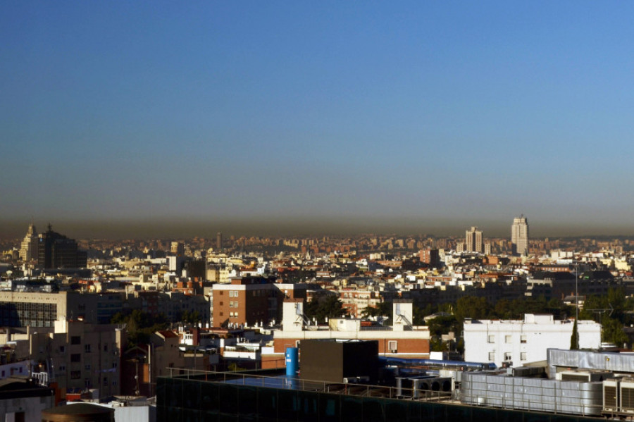 Madrid con boina de contaminacion 31400